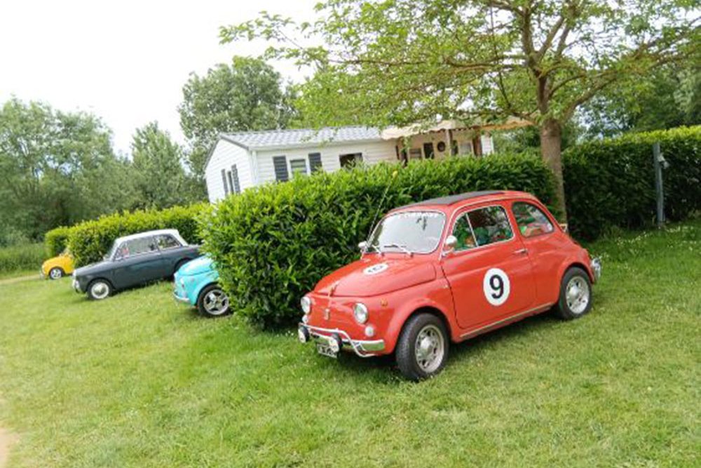 <strong></strong><small>© FIAT 500 et dérivés CLUB DE FRANCE</small>
