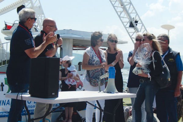 Marco : remise des prix © FIAT 500 et dérivés CLUB DE FRANCE <strong>Marco : remise des prix</strong><small>© FIAT 500 et dérivés CLUB DE FRANCE</small>