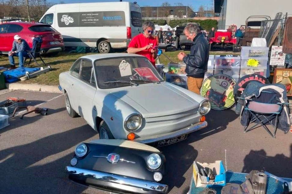 Moretti © FIAT 500 et dérivés CLUB DE FRANCE <strong>Moretti</strong><small>© FIAT 500 et dérivés CLUB DE FRANCE</small>