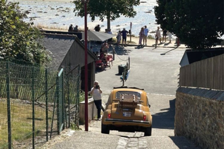 <strong></strong><small>© FIAT 500 et dérivés CLUB DE FRANCE</small>