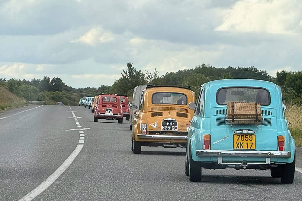 <strong></strong><small>© FIAT 500 et dérivés CLUB DE FRANCE</small>