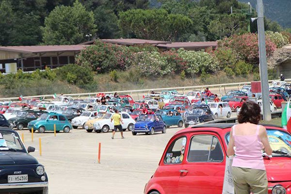© FIAT 500 et dérivés CLUB DE FRANCE <strong></strong><small>© FIAT 500 et dérivés CLUB DE FRANCE</small>