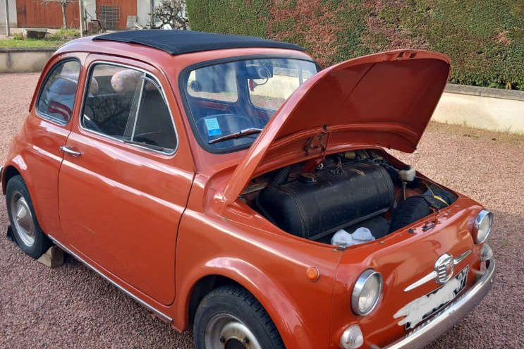 <strong></strong><small>© FIAT 500 et dérivés CLUB DE FRANCE</small>