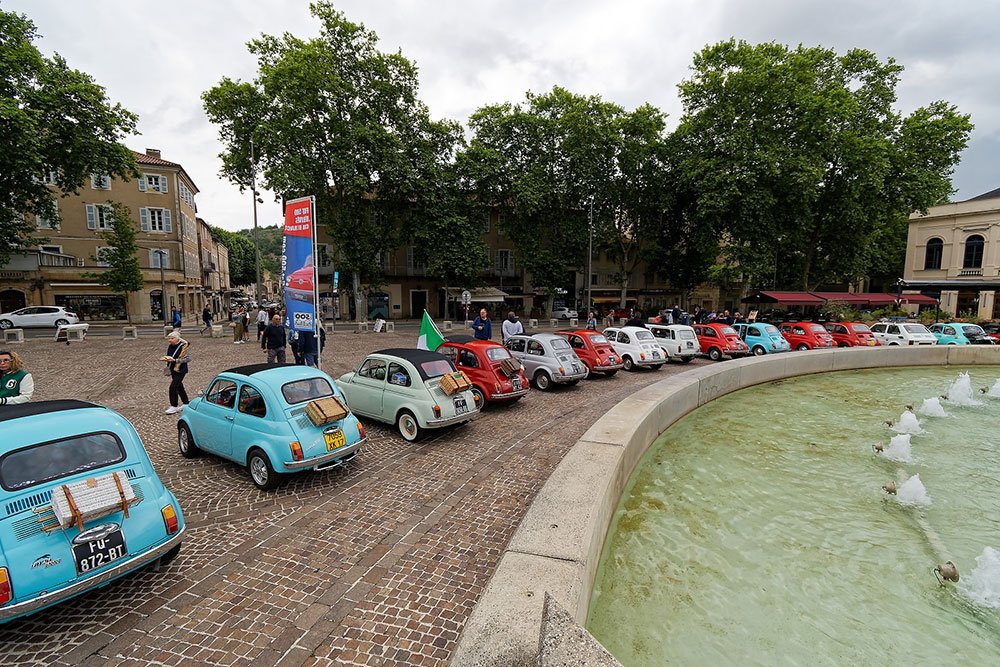 <strong></strong><small>© FIAT 500 et dérivés CLUB DE FRANCE</small>