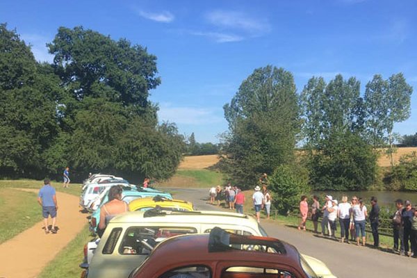 Saint Suliac © FIAT 500 et dérivés CLUB DE FRANCE <strong>Saint Suliac</strong><small>© FIAT 500 et dérivés CLUB DE FRANCE</small>