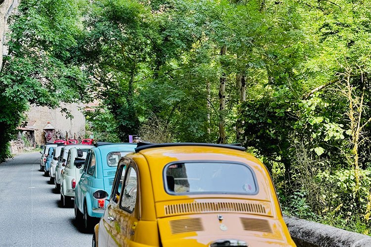 <strong></strong><small>© FIAT 500 et dérivés CLUB DE FRANCE</small>