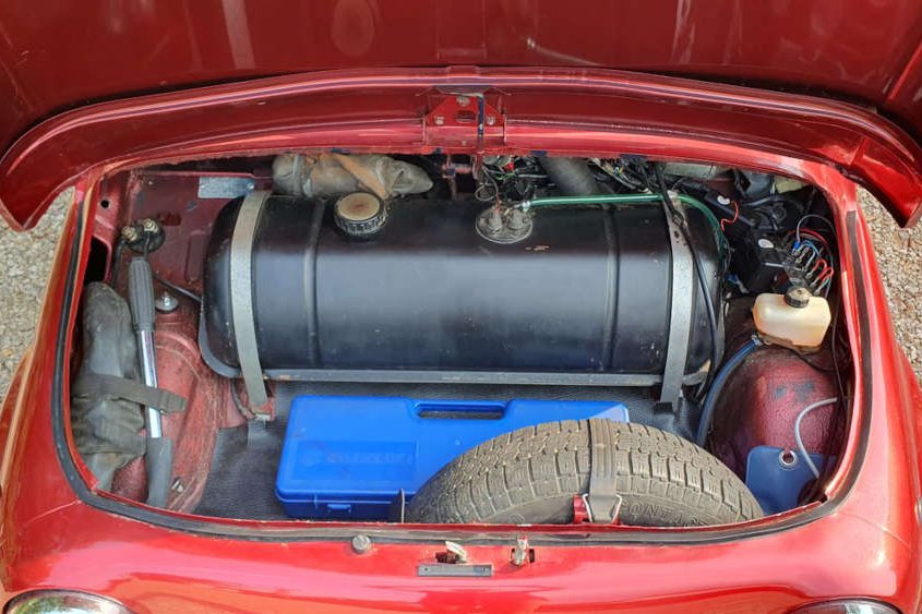 <strong>FIAT 500 LARUELLE</strong><small>© FIAT 500 et dérivés CLUB DE FRANCE</small>