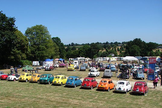 St Suliac 2018 © FIAT 500 et dérivés CLUB DE FRANCE <strong>St Suliac 2018</strong><small>© FIAT 500 et dérivés CLUB DE FRANCE</small>
