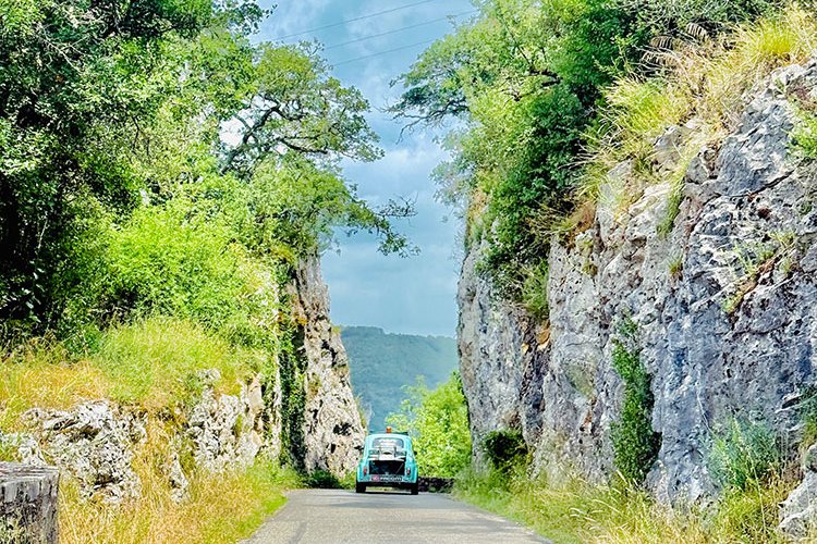 <strong></strong><small>© FIAT 500 et dérivés CLUB DE FRANCE</small>