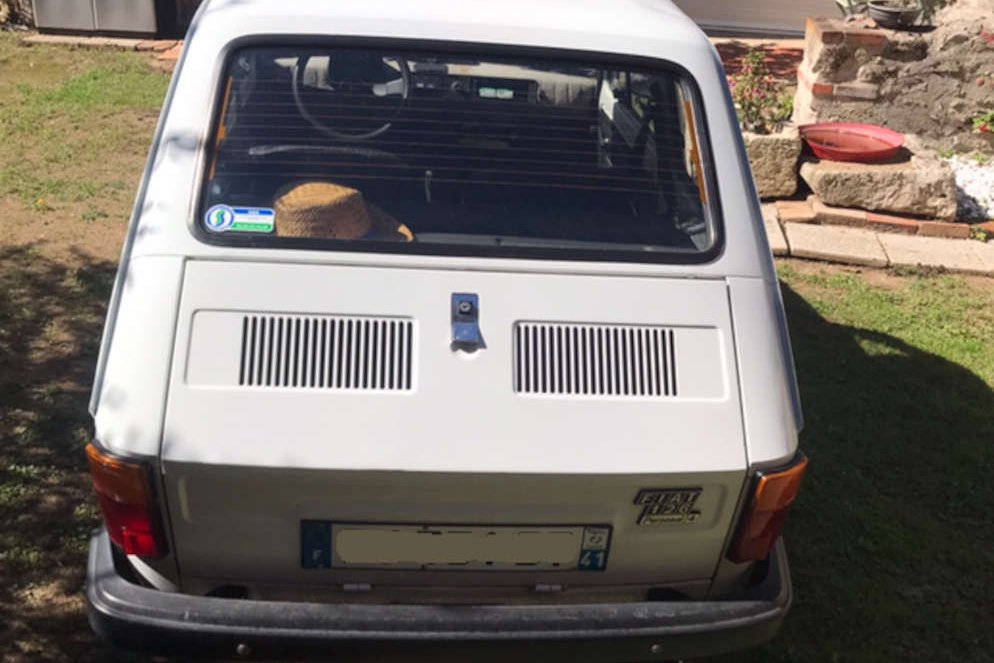 <strong></strong><small>© FIAT 500 et dérivés CLUB DE FRANCE</small>