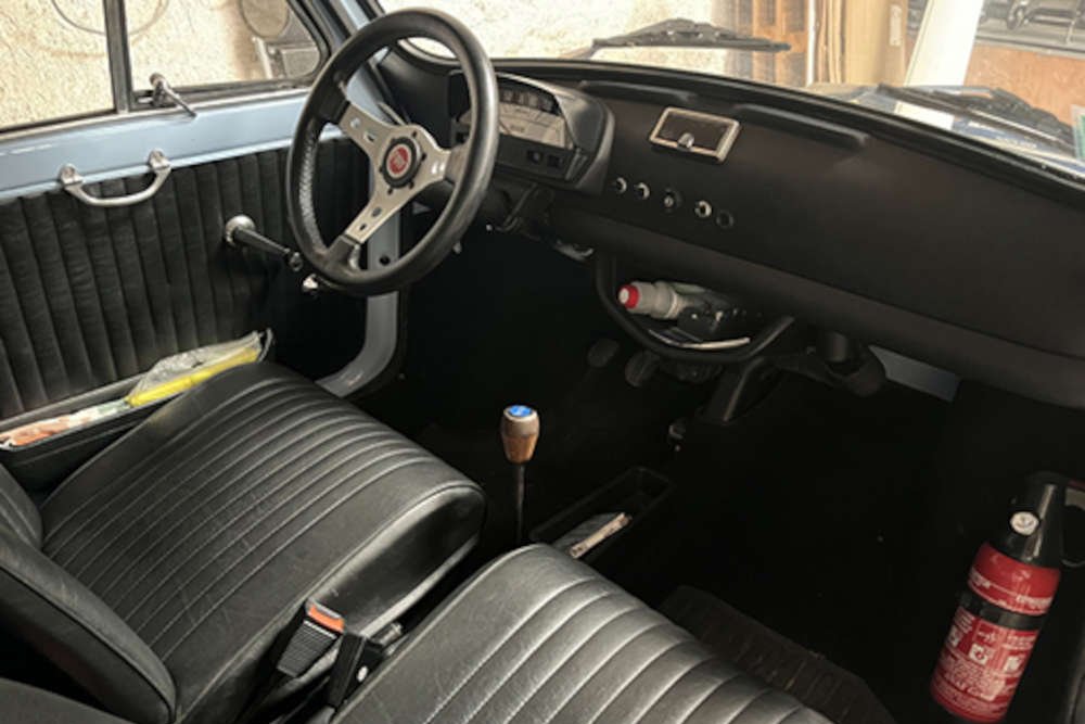 <strong></strong><small>© FIAT 500 et dérivés CLUB DE FRANCE</small>