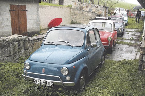 Arrêt chez Serge © FIAT 500 et dérivés CLUB DE FRANCE <strong>Arrêt chez Serge</strong><small>© FIAT 500 et dérivés CLUB DE FRANCE</small>