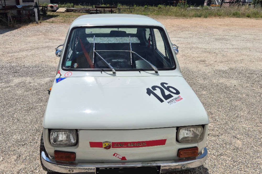 <strong></strong><small>© FIAT 500 et dérivés CLUB DE FRANCE</small>