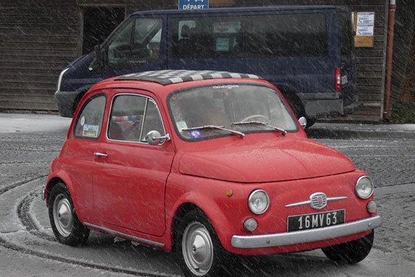 Auvergne © FIAT 500 et dérivés CLUB DE FRANCE <strong>Auvergne</strong><small>© FIAT 500 et dérivés CLUB DE FRANCE</small>
