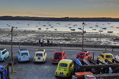 Saint Suliac © FIAT 500 et dérivés CLUB DE FRANCE <strong>Saint Suliac</strong><small>© FIAT 500 et dérivés CLUB DE FRANCE</small>