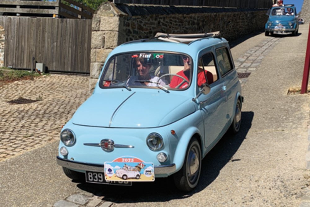 <strong></strong><small>© FIAT 500 et dérivés CLUB DE FRANCE</small>