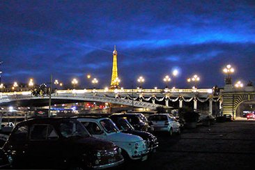 Les quais © FIAT 500 et dérivés CLUB DE FRANCE <strong>Les quais</strong><small>© FIAT 500 et dérivés CLUB DE FRANCE</small>