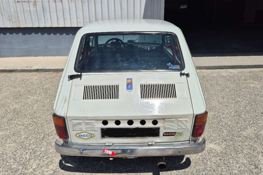 <strong></strong><small>© FIAT 500 et dérivés CLUB DE FRANCE</small>