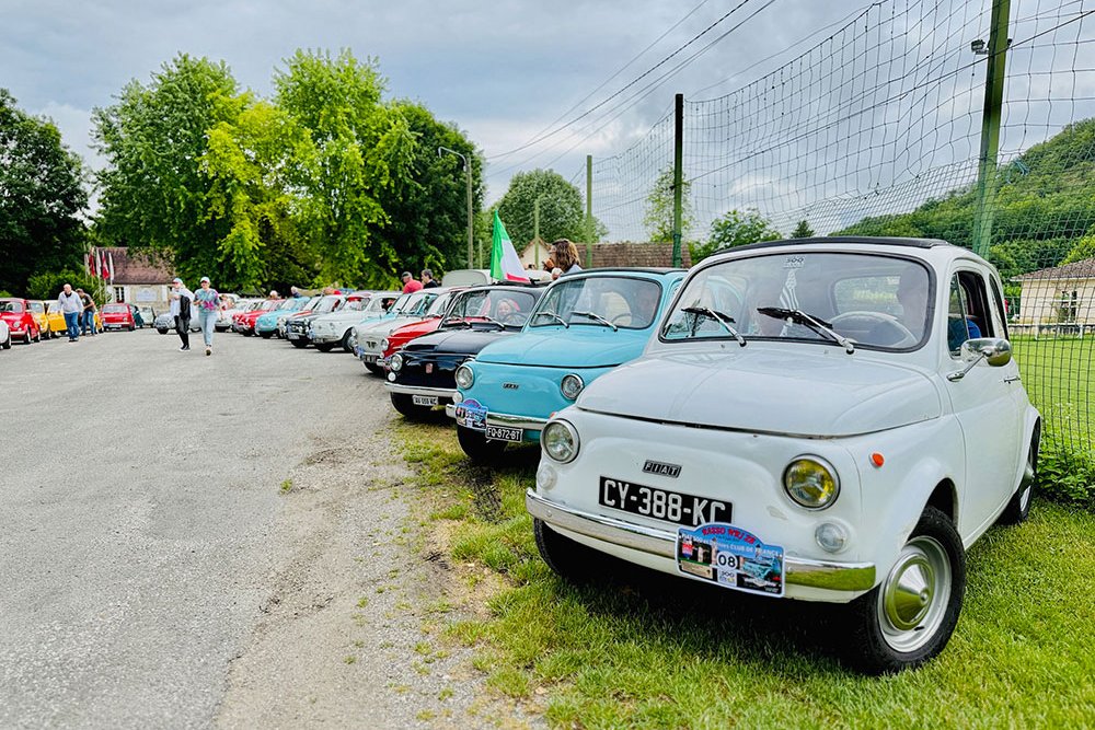 <strong>Samedi</strong><small>© FIAT 500 et dérivés CLUB DE FRANCE</small>
