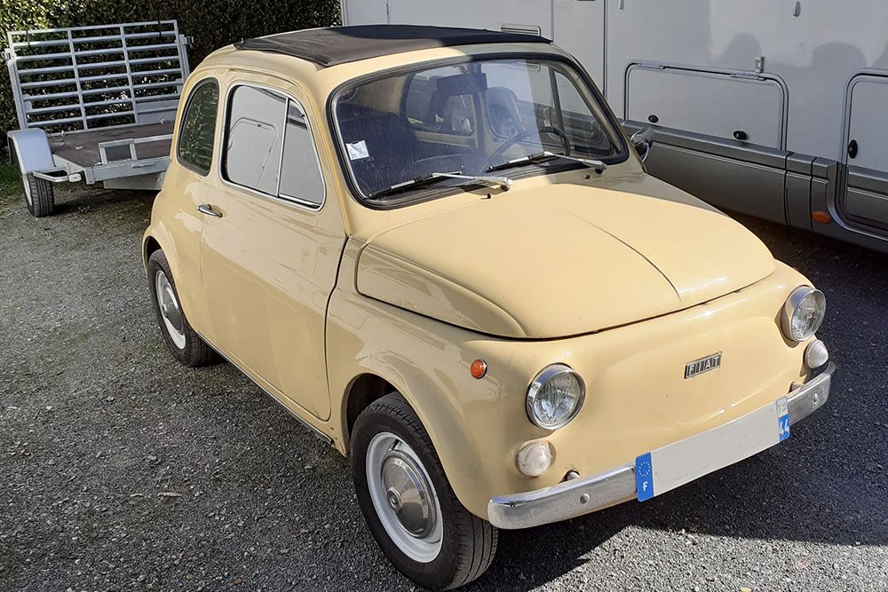 <strong>Fiat 500 GRENIER</strong><small>© FIAT 500 et dérivés CLUB DE FRANCE</small>