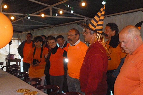 Sous le chapeau le N Naussac © FIAT 500 et dérivés CLUB DE FRANCE <strong>Sous le chapeau le N Naussac</strong><small>© FIAT 500 et dérivés CLUB DE FRANCE</small>