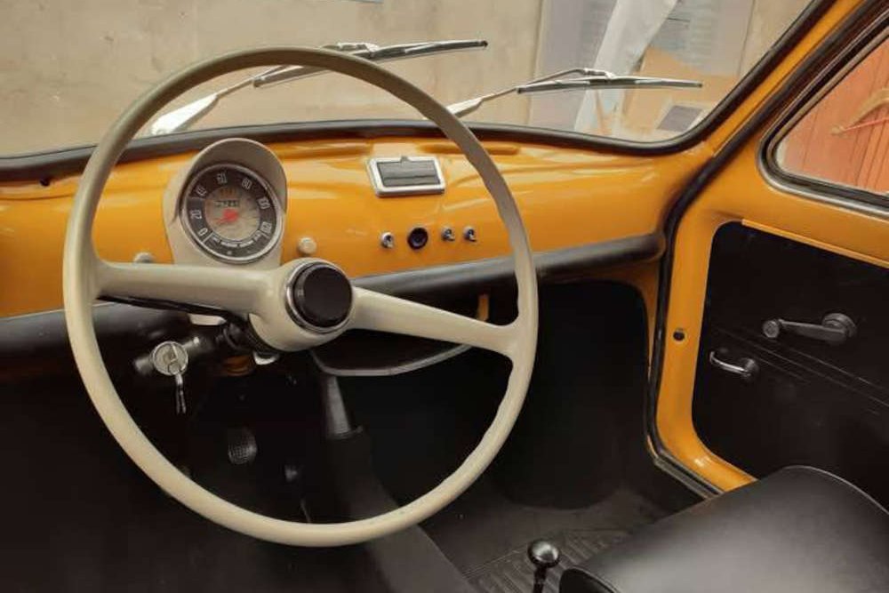 <strong></strong><small>© FIAT 500 et dérivés CLUB DE FRANCE</small>